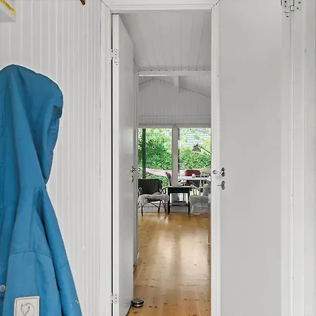 3079-stege-rabylille-strand-maegleren-24 Semesterbostad *